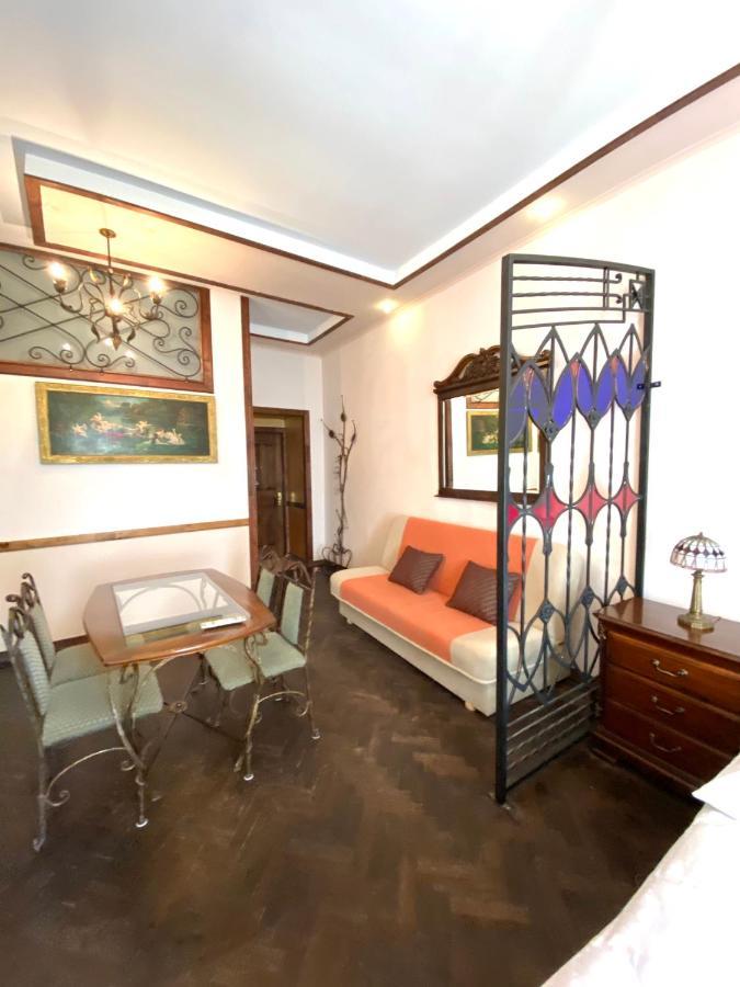 Квартира На Вулиці Лесі Українки 19 Lviv Exterior foto