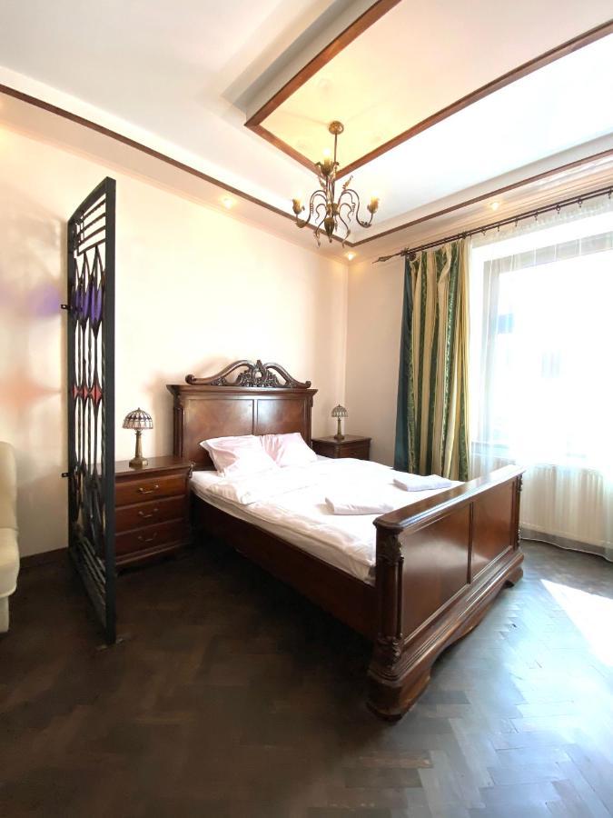 Квартира На Вулиці Лесі Українки 19 Lviv Exterior foto